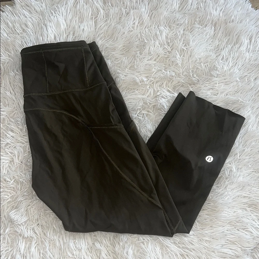 Lululemon fast and free capris